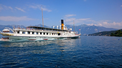 LA SUISSE