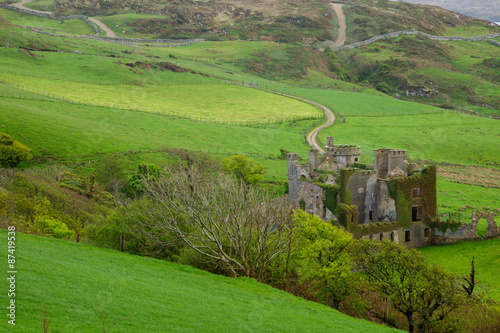 Clifden Castle, County Galway, Ireland загрузить