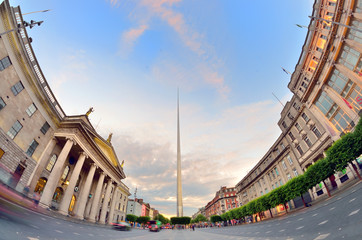 Fototapeta premium Dublin, Irlandia symbol centrum - iglica