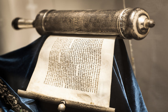 Torah Scrolls Images – Browse 8,913 Stock Photos, Vectors, and Video