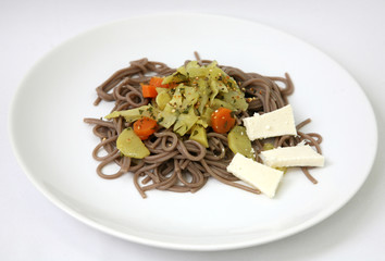 Soba noodle with vegetable and cheese