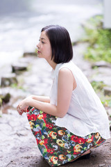 Naklejka premium 雨の渓谷でのポートレート