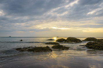 Fototapeta na wymiar Beautiful Sunrise at Hua Hin beach, Thailand