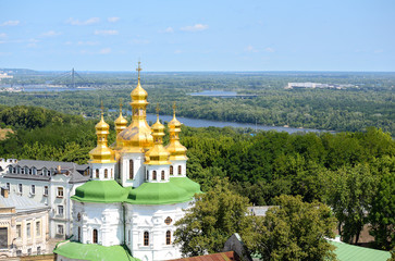 Fototapeta na wymiar Kiev-pechersk Lavra/Kiev-pechersk Lavra and blue sky, Kiev, Ukraine
