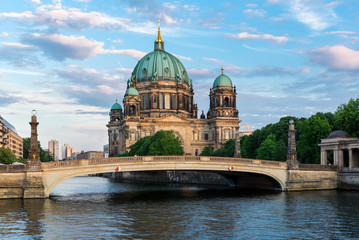 Fototapeta na wymiar Berlin Cathedral on Museum Island in the evening sun, Germany
