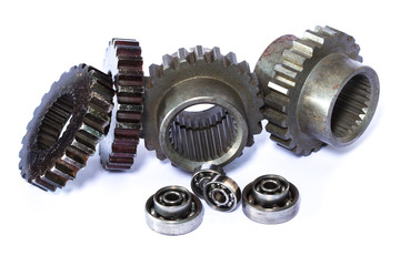 Metal cog wheels bonding together