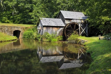 Foto op Plexiglas Molens Mabry Mill op de Blue Ridge Parkway in de nazomer