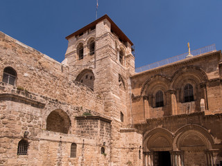 Fototapeta premium the entrance to the Church of the Holy Sepulchre. Jerusalem,