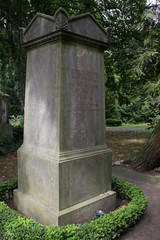 Fototapeta na wymiar Grab von Friedrich Carl Wex in Schwerin