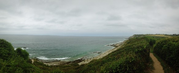 corniche face &agrave; la mer &agrave; saint jean de luz