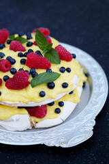 cake Pavlova with blueberries