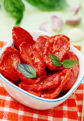 dried tomatoes