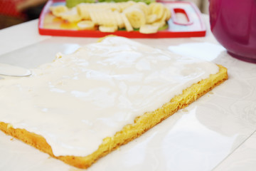 cake smeared sour cream