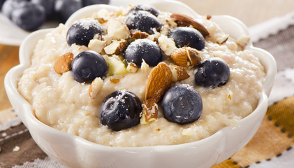 Oatmeal with blueberries   for a healthy Breakfast.