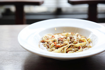 spaghetti bolognese