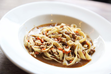 spaghetti bolognese