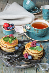 Pancakes with berries