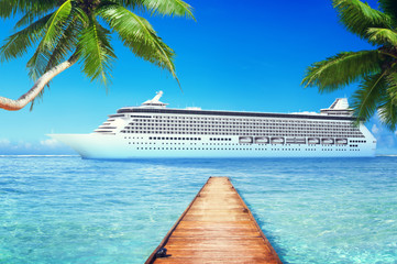 Fototapeta premium Yacht Cruise Ship Sea Ocean Tropical Scenic Concept