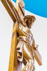 Obraz premium Wood statue of the Crucifixion of Jesus Christ