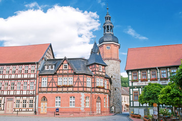 Obraz premium Stolberg im Harz mit Saigerturm und Marktplatz