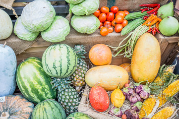 Composition with assorted raw organic fruit and vegetables