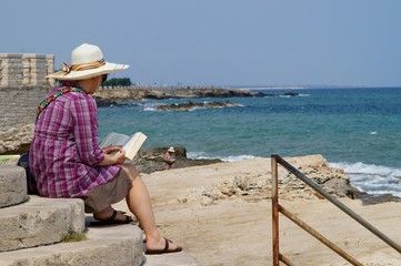 Donne in riva al mare