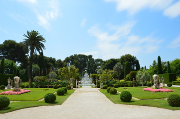Fototapeta na wymiar Garten der Villa Ephrussi de Rothschild