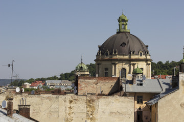 Fototapeta na wymiar Dome of the Dominican Cathedral in Lviv.Western Ukraine