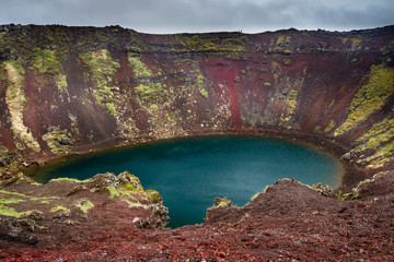 Vulkansee in Island © Dieter Schultschik