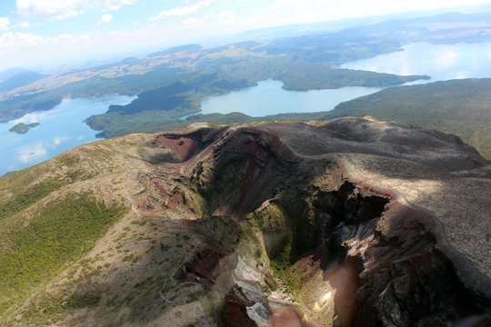Obrázky Spaltenvulkan procházejte fotografie, vektory a videa 44