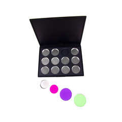 Empty magnetic palette for eyeshadows