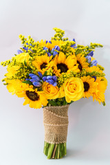 natural flowers wedding bouquet