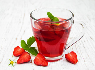 Fruit tea with strawberries