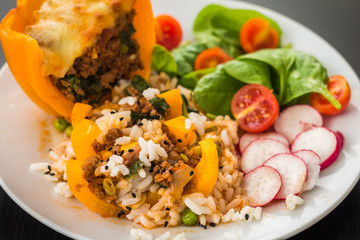 Cooked peppar with meat and vegetables