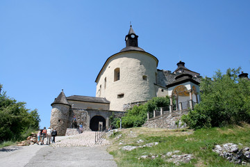 Fototapeta na wymiar Entrance to a knight's castle