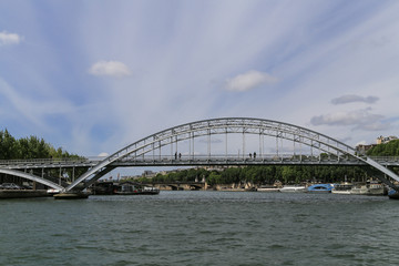the bridge over seine river in paris