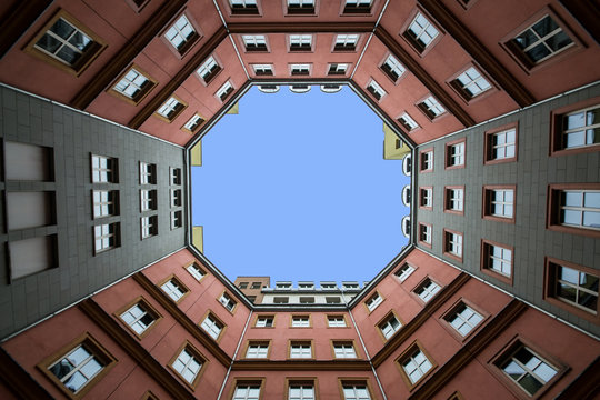 Cortile ottagonale