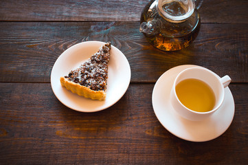  vegetarian nut pie and herbal tea