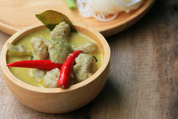 Taste of green curry coconut milk and rice noodle