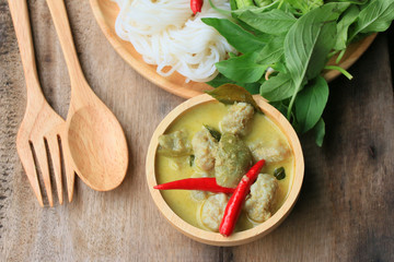 Taste of green curry coconut milk and rice noodle