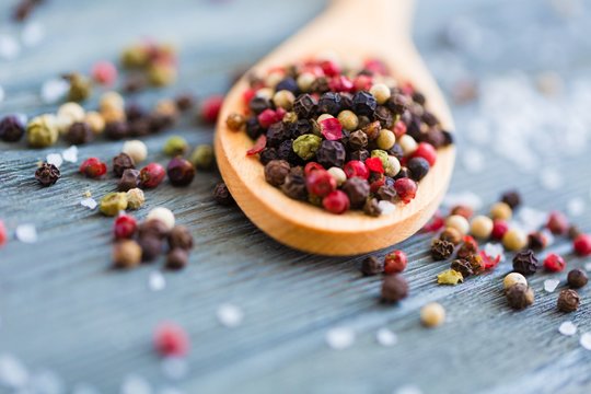 Goji, berry, tablespoon.