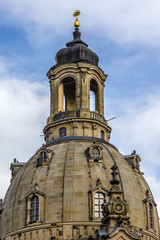 Fototapeta na wymiar Famous Church Frauenkirche (Church of Our Lady) in Dresden.