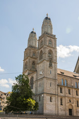 Fototapeta na wymiar Zürich, Altstadt, Grossmünster, Kirche, Münster, Limmat, Niederdorf, Sommer, Schweiz