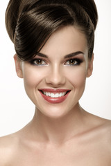 Obraz premium Portrait of attractive caucasian smiling woman