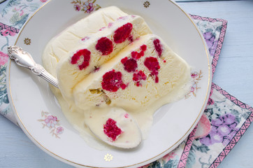 Raspberry ice-cream dessert semifreddo