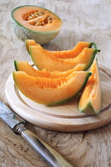 Ripe melon slices