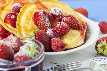 Small Pancakes with Berries