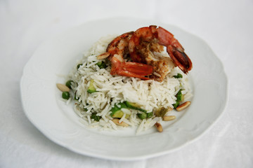 Rice with scrimp, ginger and curry