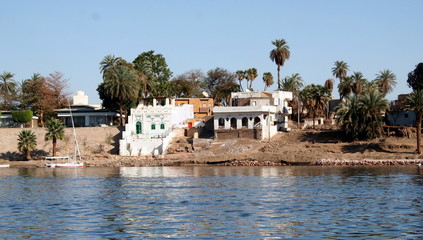 DA ASWAN VERSO IL VILLAGGIO NUBIANO