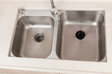Stainless steel kitchen sink